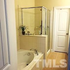 445 Christian Creek Pl, Cary NC  27519-6547 exterior