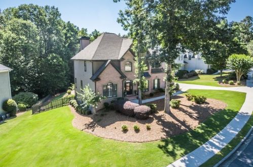 2465 Millwater Xing, Dacula GA  30019-3220 exterior