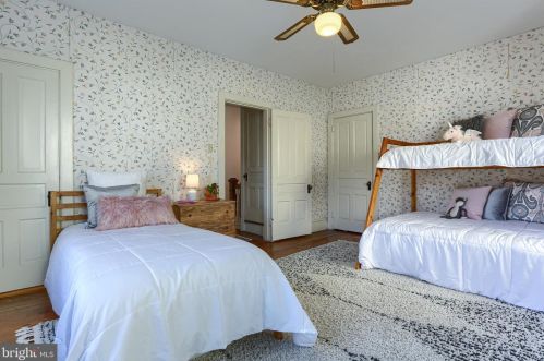 246 College St, Carlisle PA  17013-3754 exterior