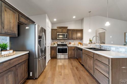 658 Mcclave Dr, Pueblo CO  81007-2126 exterior