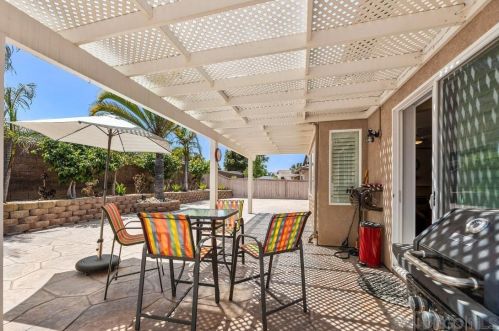 1464 Stanislaus Dr, Chula Vista CA  91913-1478 exterior