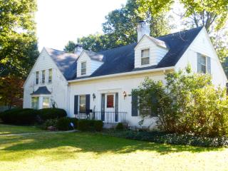 6211 Riverview Dr, Indianapolis IN  46260-4239 exterior