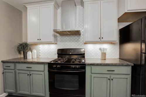 7353 Tamarac St, Englewood CO exterior