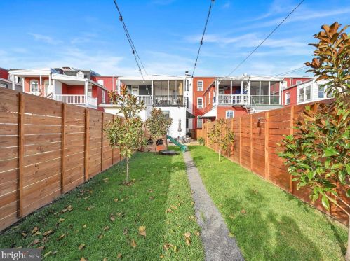 246 Ross St, Lancaster PA  17602-1940 exterior