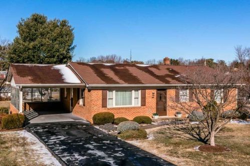 740 Broadview Dr, Harrisonburg, VA 22802-5022