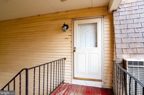 11-6 Florence Tollgate Pl, Florence NJ  08518-3011 exterior