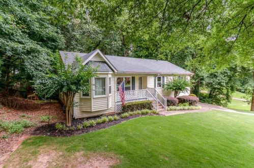 2330 Mills Wood Run, Holly Springs, GA 30114-7105