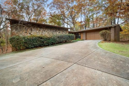 1206 Laurel Summit Dr, Smyrna, GA 30082-4328