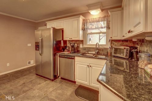 764 Sugar Hl Ln, Conyers GA  30094-3741 exterior