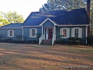 406 Confederate St, Windsor, NC 27983-2027