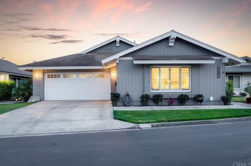 1331 El Corral Ln, San Marcos, CA 92078-5219