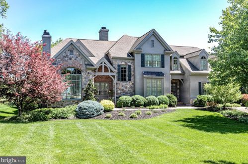 3 Pecan Valley Ct, Montgomery, NJ 08558-2339