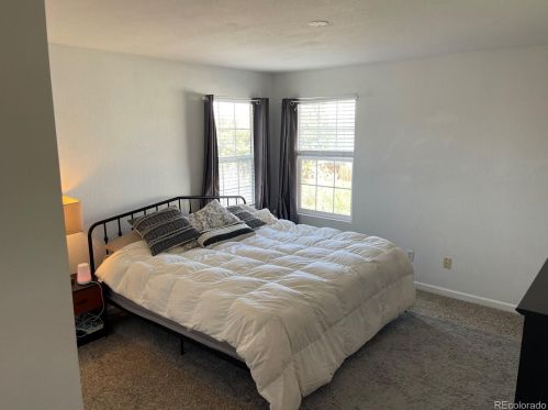 8039 Kittredge Ct, Englewood CO  80112-4629 exterior