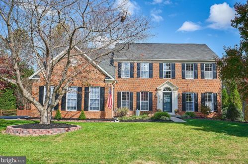 5516 Liber Ct, Gainesville, VA 20155-1387