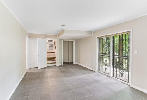 1025 Hilburn Dr, Atlanta GA  30316-2259 exterior