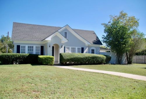 420 La Grange St, Ezzell, TX 77964-2308