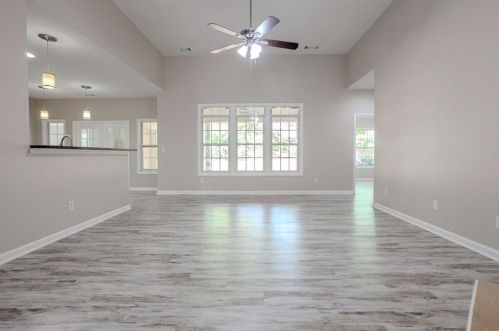 1129 Fountain Crst Dr, Conyers GA  30013-7404 exterior