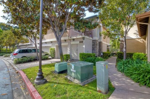 9651 Canyon Ter, San Diego, CA 92123-4669