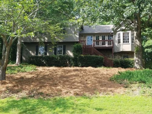 901 Talon Dr, Holly Springs, GA 30114-8966