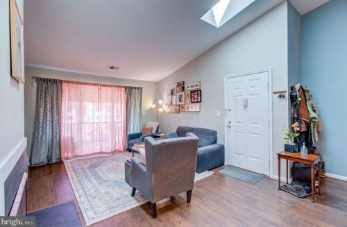 53 Voscek Ct, Trenton NJ 08648-2648 exterior