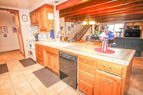 1621 Sumac Ln, Anaheim CA  92804-6653 exterior