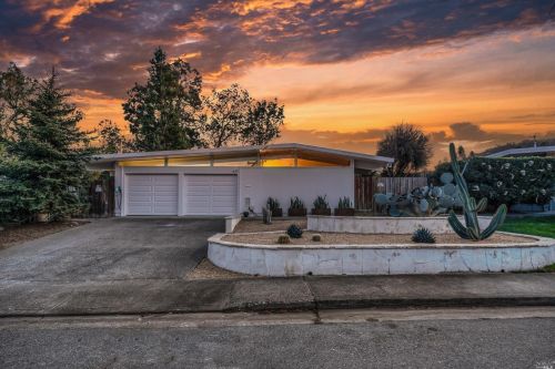 671 Barberry Ln, San Rafael, CA 94903-3119