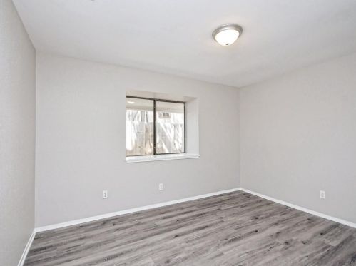 8302 Farmington Ct, Austin TX  78736-1744 exterior