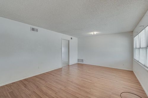 234 Cherry Pt Dr, Dallas TX  75232-3629 exterior