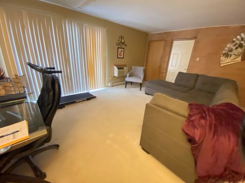 1936 Canal St, Dixmoor, IL 60406-3061