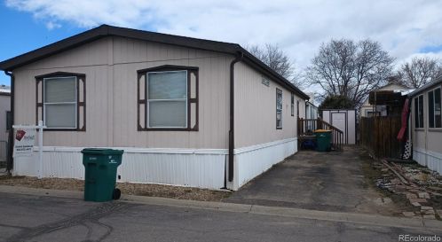 2977 Hawk St, Denver, CO 80260-5738