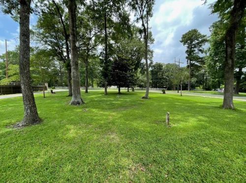 14221 Horseshoe Bnd, Conroe TX  77384-3523 exterior