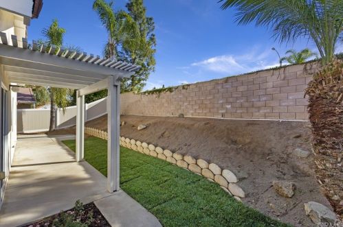 7350 Ayers Rock Rd, Riverside CA 92508-6044 exterior