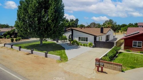 4261 Avenue, Lancaster, CA 93535-7726