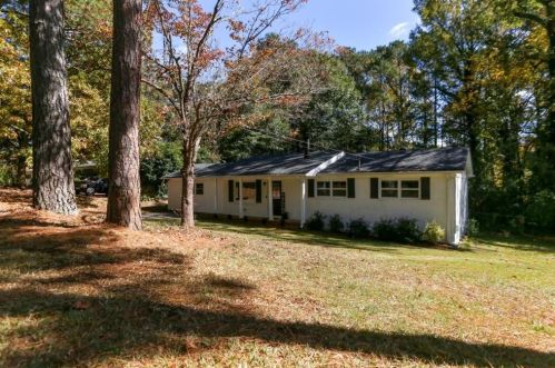 2274 Chestnut Log Loop, Lithia Springs GA  30122-3551 exterior