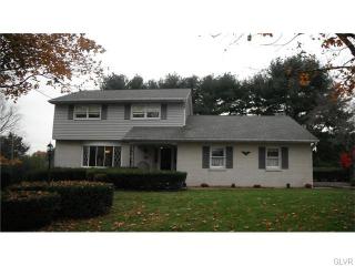 3659 Ironstone Rd, Bethlehem, PA 18020-1209