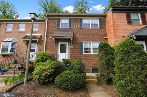 6717 Perry Penney Dr, Annandale, VA 22003-3531