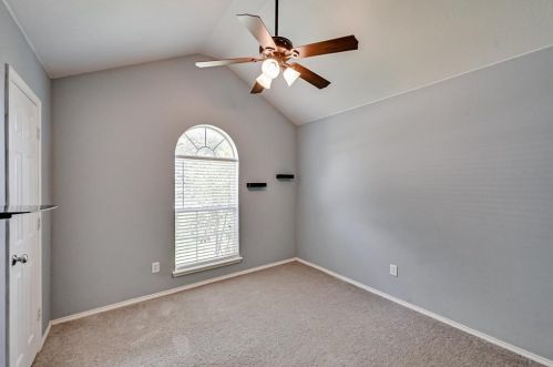 1717 Ryanfeld Dr, Midlothian TX  76063-5962 exterior