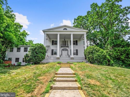 17363 Charles Town Rd, Charles Town, WV 25414-5221