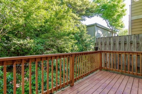 1124 Dekalb Ave, Atlanta GA  30307-2564 exterior