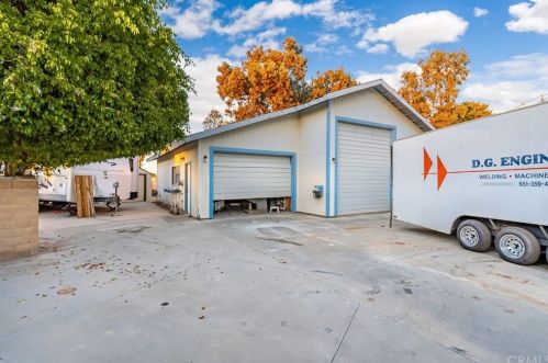 15740 Rancho Viejo Dr, Riverside CA  92506-5820 exterior