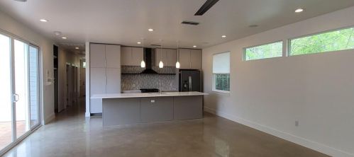 4802 Duval St, Austin TX  78751-2535 exterior