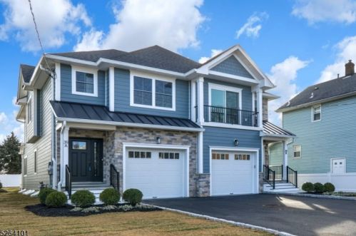 39 2nd Ave, Garwood, NJ 07027-1125