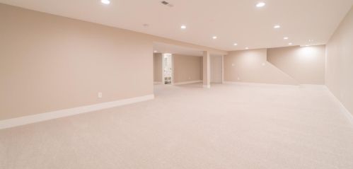 1135 Tulip Ln, Hammond IN  46321-3022 exterior