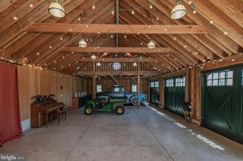 1075 Great Rd, Princeton NJ  08540-1246 exterior