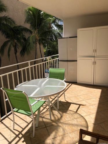 225 Liliuokalani Ave, Honolulu HI  96815-3536 exterior