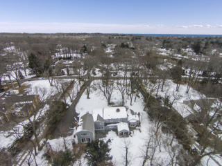 29 Driftway Ln, Tokeneke, CT 06820-6131
