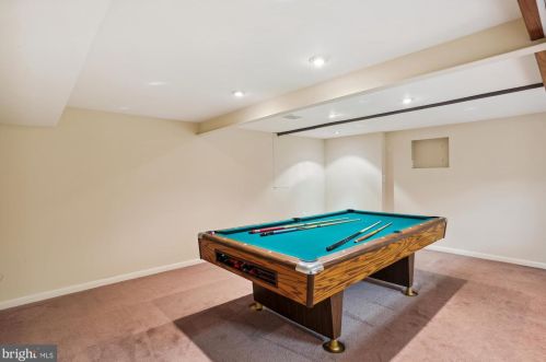 11510 Lockhart Pl, Silver Spring MD 20902-3166 exterior