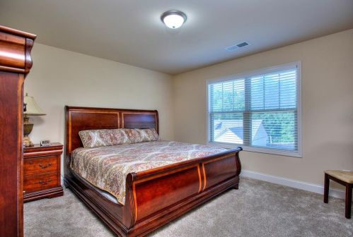 1561 Renaissance Dr, Conyers GA  30012-3896 exterior