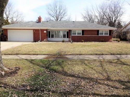 845 Braemar Rd, Homewood, IL 60422-2259