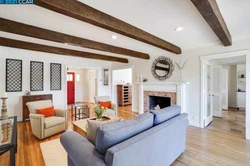 1399 Grv Way, Concord CA  94518-1208 exterior